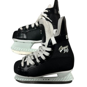 Used Ccm Champion 90 Junior Hockey Skate Junior 02 11833-s000161569