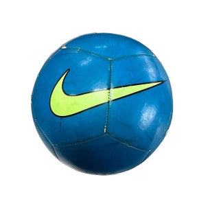 Used Nike Pitch Sz 4 4 Soccer Balls 11833-s000153793