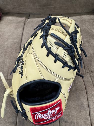Right Hand Throw Rawlings 1st Base Mitt GGEFB13 13"