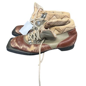 Used W 06 Jr 04-04.5 Men's Cross Country Ski Boots 11833-s000154385