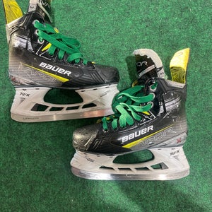 Junior Bauer Vapor X4 Hockey Skates (Regular) | Size 3 (Used)