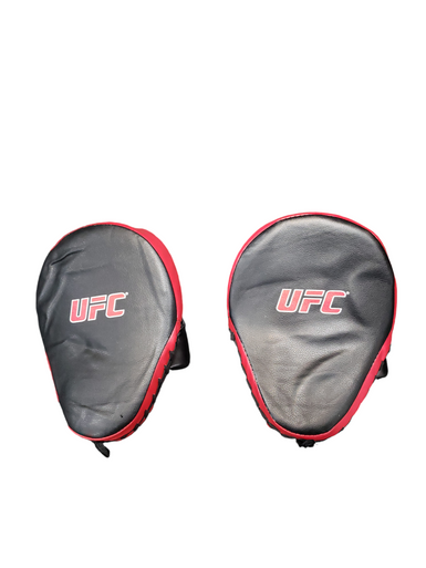 Used UFC Other Gloves Red MD 11849-S000021333