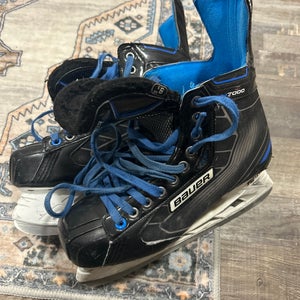 Bauer Nexus N7000 Extra Wide Width 9.5 (Used)