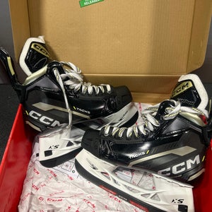 CCM Tacks Classic SE (New)