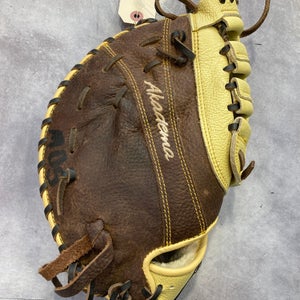 Akadema Proffesional Series Right Hand Throw Glove 12"
