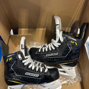 Bauer Supreme M1 Regular Width Size 3.5 (New)