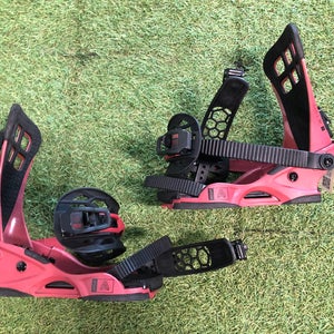 Medium Union Atlas Snowboard Bindings (Used)