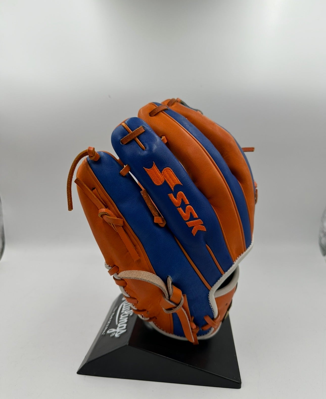 Robinson Cano Spalding Game Model 11.5 | SidelineSwap | Buy and