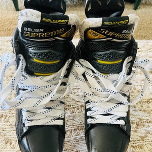 Bauer Supreme 2S Pro Hockey Skates Regular Width 8.5 (Used)