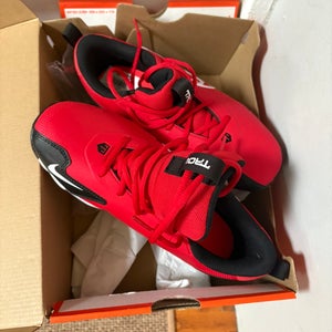 Red Kid's Size M 5.5 (W 6.5) Youth Nike Molded Cleats Force Zoom Trout 9 Elite (New)