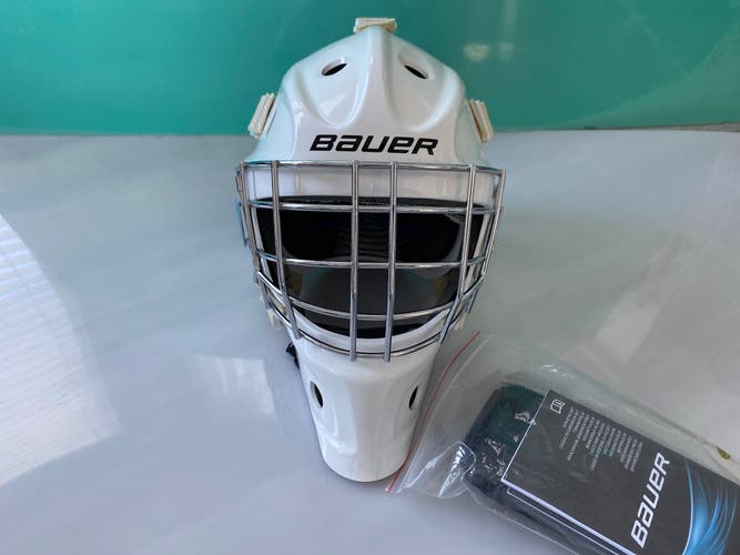 New Junior Bauer 930 Hockey Goal Mask White (6 3/8 - 7) goalie Jr