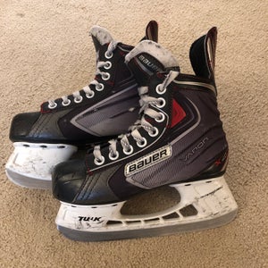 Bauer Vapor Hockey Skates Size 1 - Regular Width (Used)