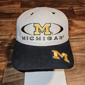 Vintage University of Michigan College Sports NCAA Vtg Hat Cap Snapback