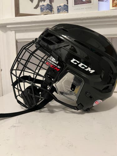 Medium CCM Tacks 210 Helmet (New)