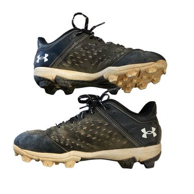 Used Under Armour BASEBALL CLEATS BB/SB Cleats Black Junior 04.5 11760-S000070711