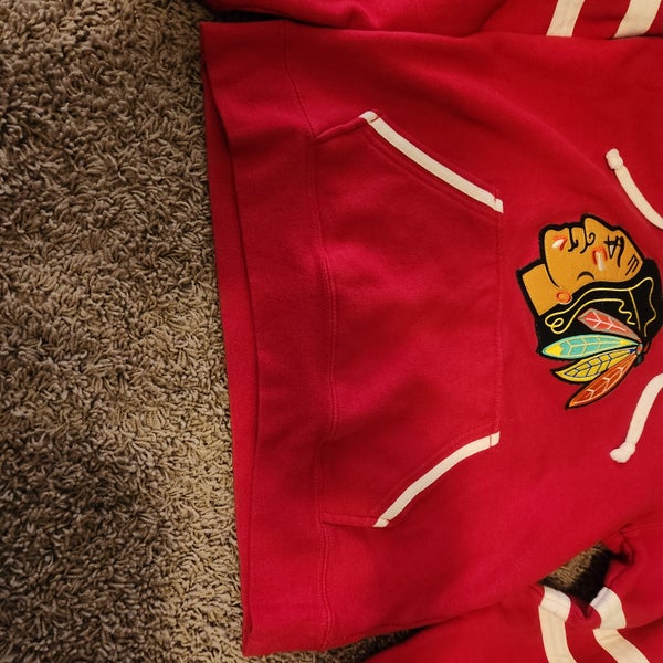 Chicago Blackhawks Old Time Sports Women's Small / Medium Hockey Sweatshirt. Stiched Logo