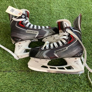Intermediate Bauer Vapor X90 Hockey Skates Regular Width Size 4.5 (Used)