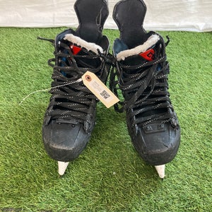 Senior CCM JetSpeed FT670 Hockey Skates Regular Width 7.5 (Used)