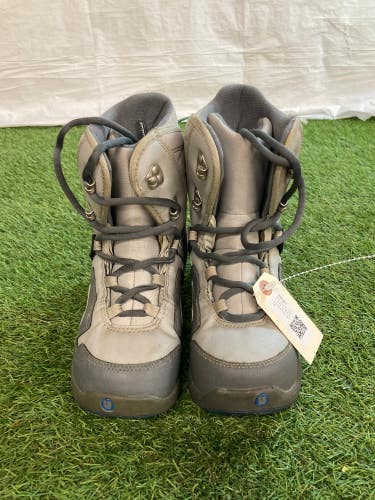 Kid's Size M 6.0 (W 7.0) Burton Moto Snowboard Boots (Used)