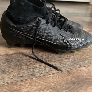 Black Unisex Size M 6.0 (W 7.0) Nike Trainers Mercurial Superfly (Used)