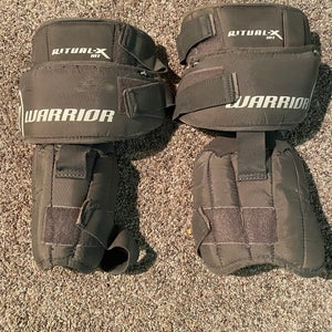 Warrior ritual x int goalie knee pads size intermediate