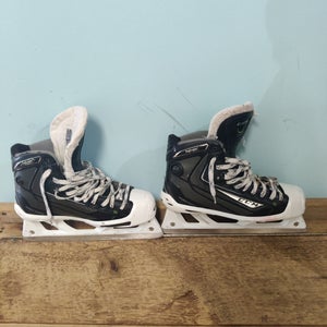 Senior size 8 Ccm ribcor goalie skates