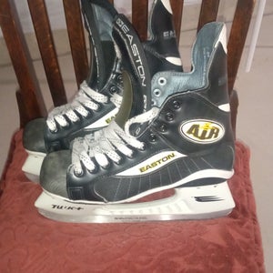 Easton Z-Air Hockey Skates Regular Width 7 (Used)