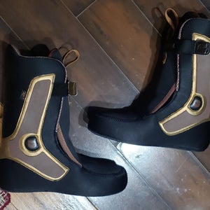 MENS ROSSIGNOL SNOWBOARD BOOT INNER  LINERS *USED* SIZE 9 US WASHED & CLEAN