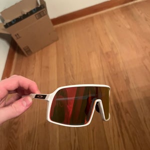Brand New Oakley Sutro