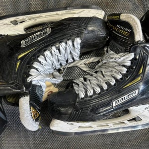 Used Intermediate Bauer Supreme 2S Pro Hockey Skates (Regular) | Size: 4.5