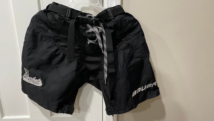 Used Junior Large Bauer Pant Shell