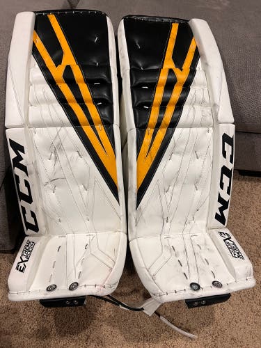 Ccm goalie pads