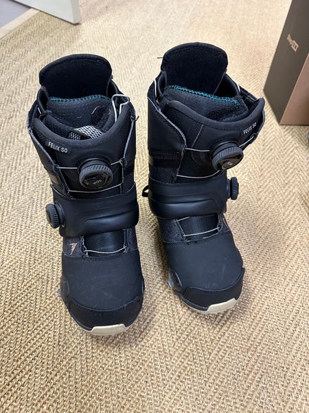 Women's Size M 6.5 (W 7.5) Burton Felix Boa (Used)