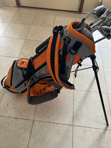 Junior LH golf set & bag