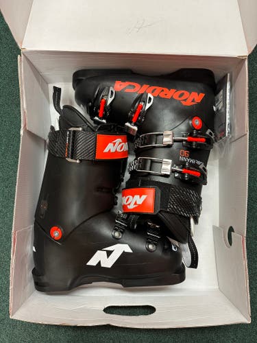 Nordica Dobermann 90 Racing Ski Boots- 24.5 (New)