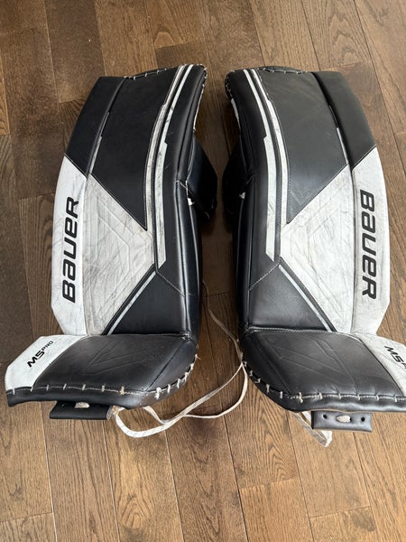 Large Bauer Supreme M5 Pro (Used)
