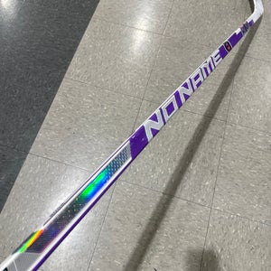 Senior No Name Hockey Hockey Stick Right Handed (Used)