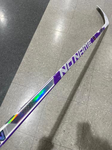 Senior No Name Hockey Hockey Stick Right Handed (Used)