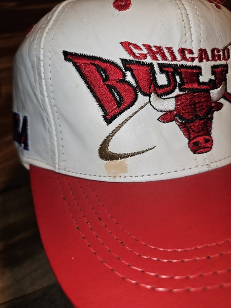 NEW Vintage Chicago Bulls 1998 NBA Sports White Leather JH Design Hat Strapback