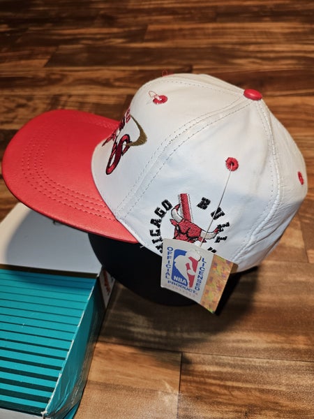 NEW Vintage Chicago Bulls 1998 NBA Sports White Leather JH Design Hat Strapback