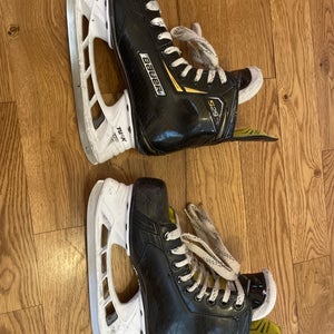 Bauer Supreme S29 Regular Width   Size 4.5 (Used)