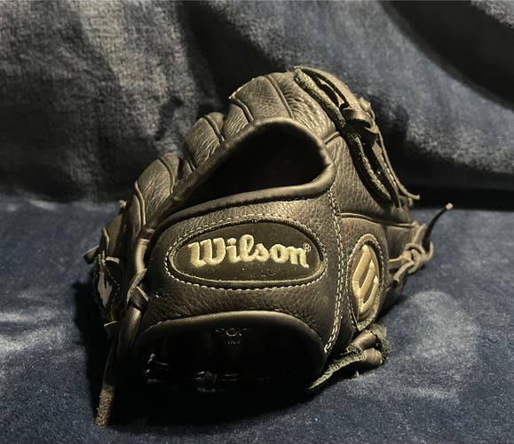 Wilson Baseball Glove
