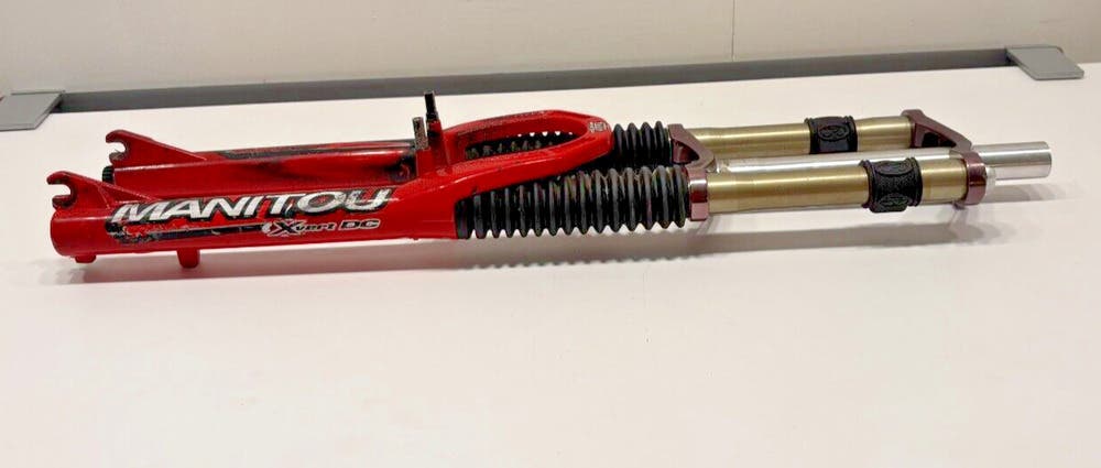 Vintage Manitou XVert DC Dual Crown 26