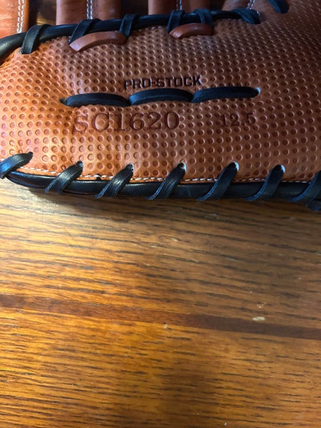Wilson Right Hand Throw 12.5" (New)