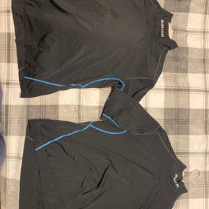 Bauer (Used) Black XL Neck Guard With A Shirt 2 Pack