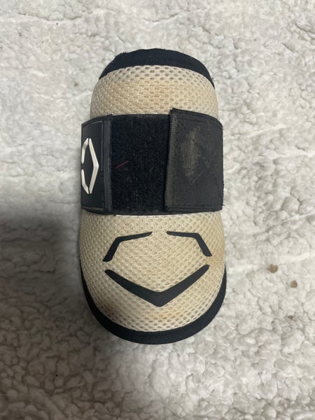White Junior EvoShield Elbow Protection (Used)