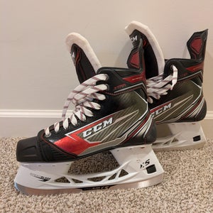 CCM JetSpeed XTra Hockey Skates Regular Width 7 (Used)