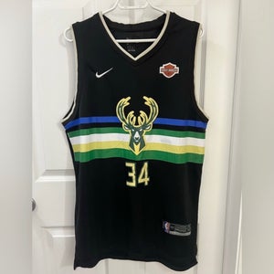 Mens Nike NBA Jersey Milwaukee Bucks - Giannis Antetokounmpo