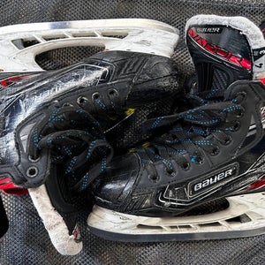 Used Bauer Vapor 2X Hockey Skates | Intermediate Size: 4 | Fit 3