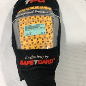 Used Junior Soccer Shin Guards 10743-s000406657